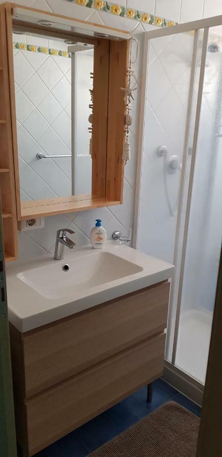 Appartamento Caletta Розиняно Солвей Екстериор снимка